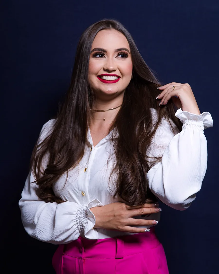 Bárbara Garcia, psicóloga, sorrindo